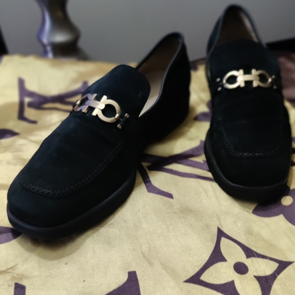 Ferragamo black suede loafers - Picture 6 of 11